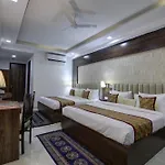 Hotel Park Tree Near Delhi Airport With Free Airport Tranport