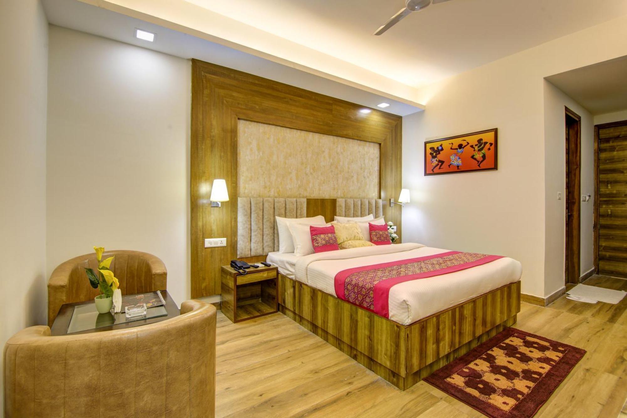 Park Tree Near Delhi Airport With Free Airport Tranport Hotel New Delhi