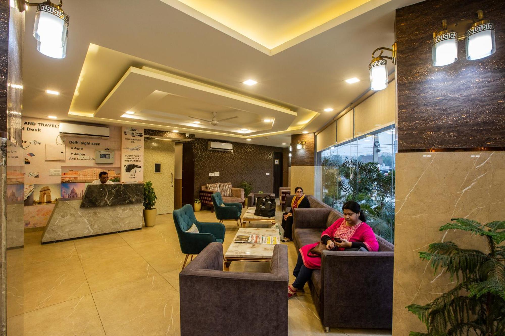 Park Tree Near Delhi Airport With Free Airport Tranport